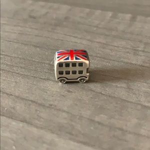 🇬🇧 Pandora Union Jack London Bus Charm